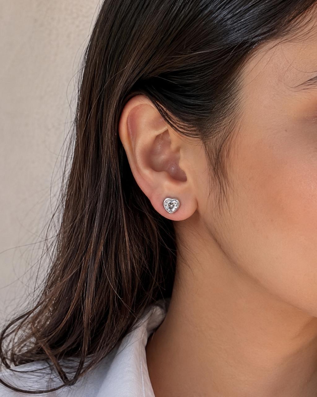 Amora Studs
