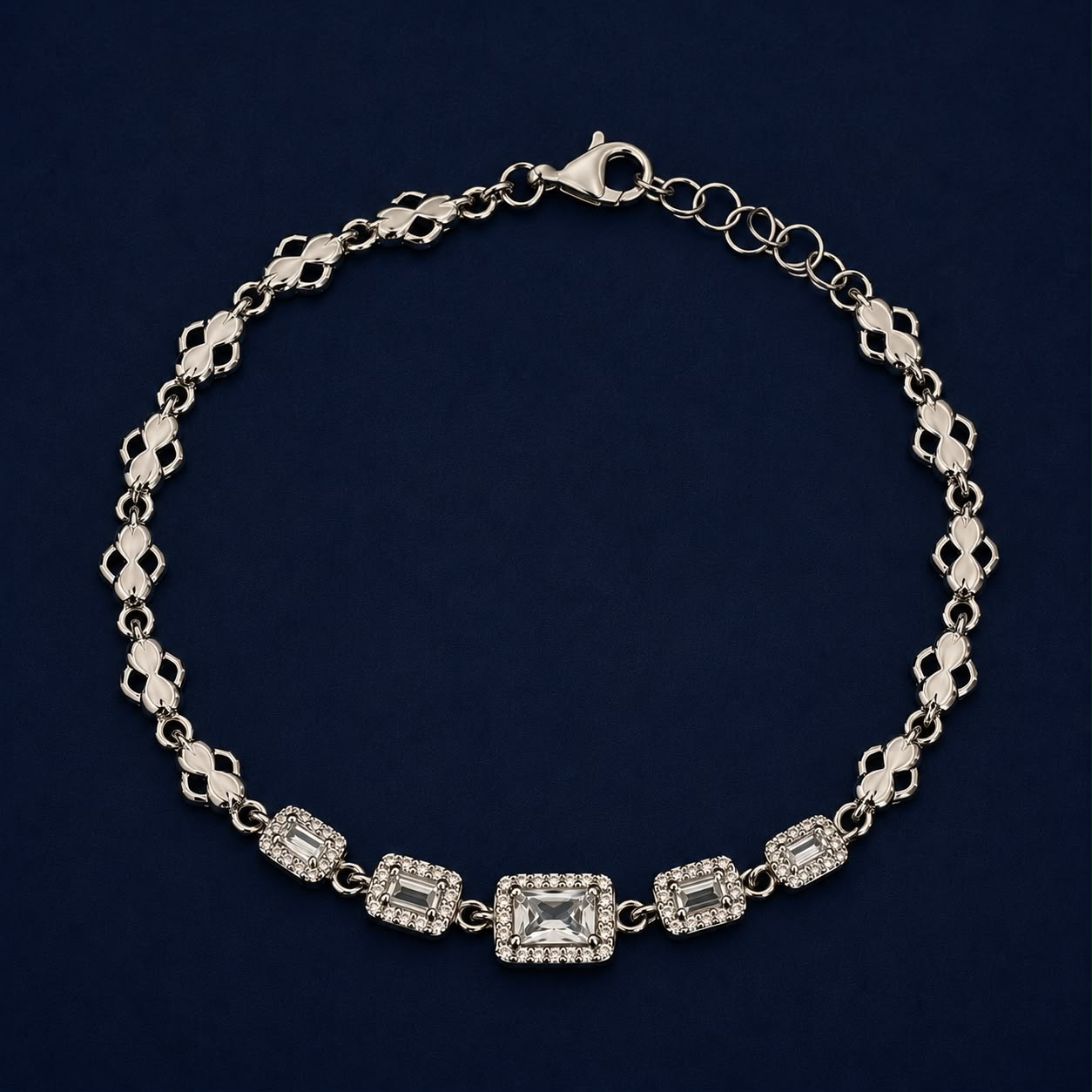 Regal Bracelet