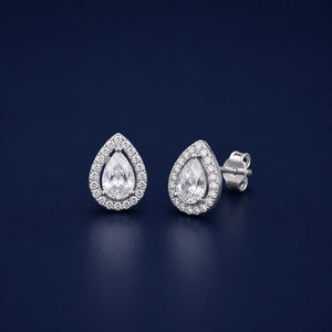 Classic Pearl Studs