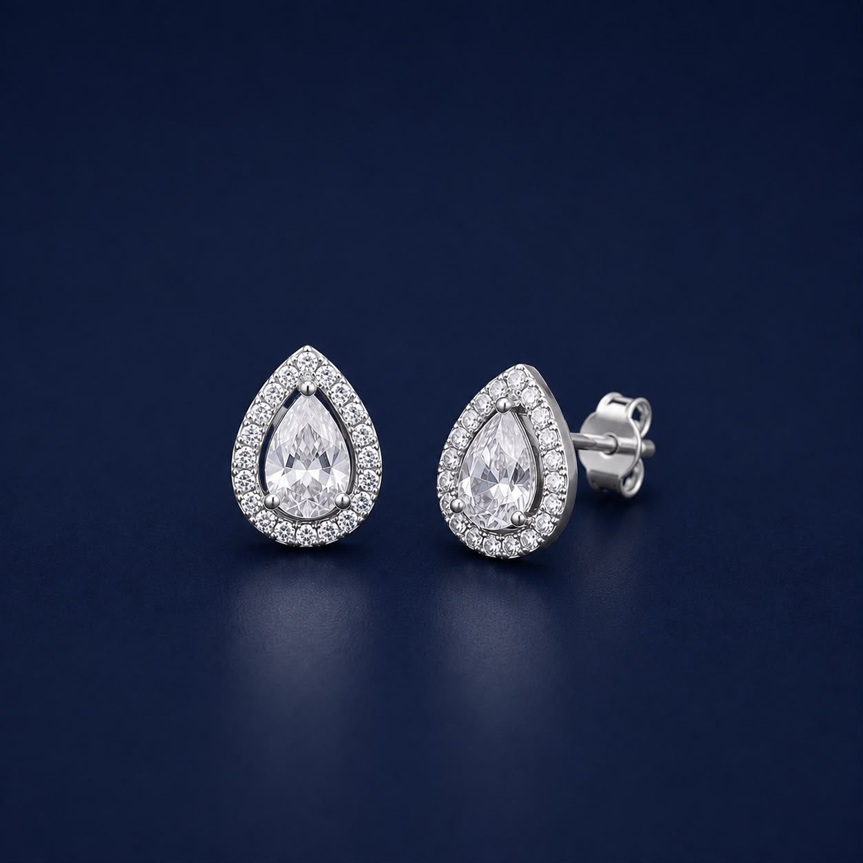 Classic Pearl Studs
